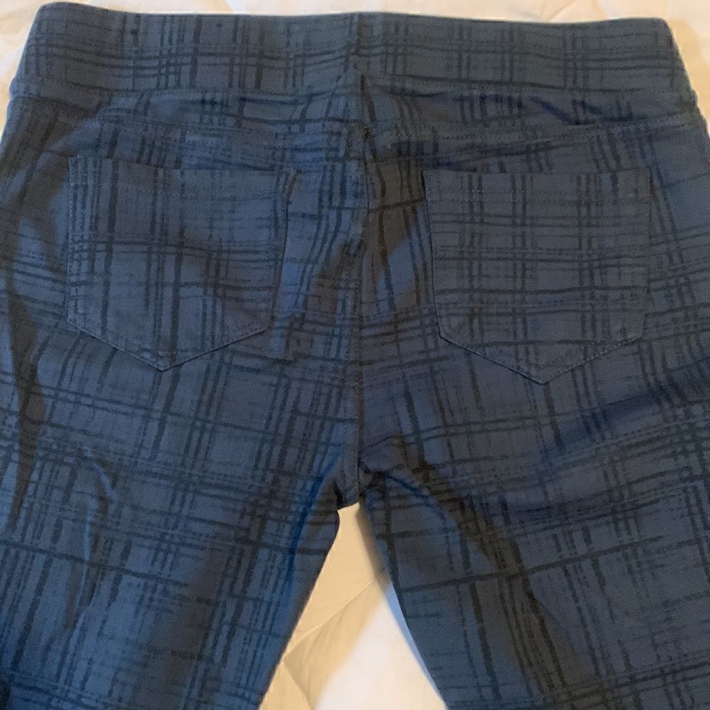 LIVERPOOL jean company, like new, size 8, rayon/nylon/ spandex, super cute - Picture 5 of 12